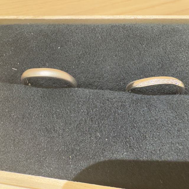 【出雲結(いずもゆい)の口コミ】 縁の指輪が普段あまりみない、ラインが入っているところに惹かれて購入し…