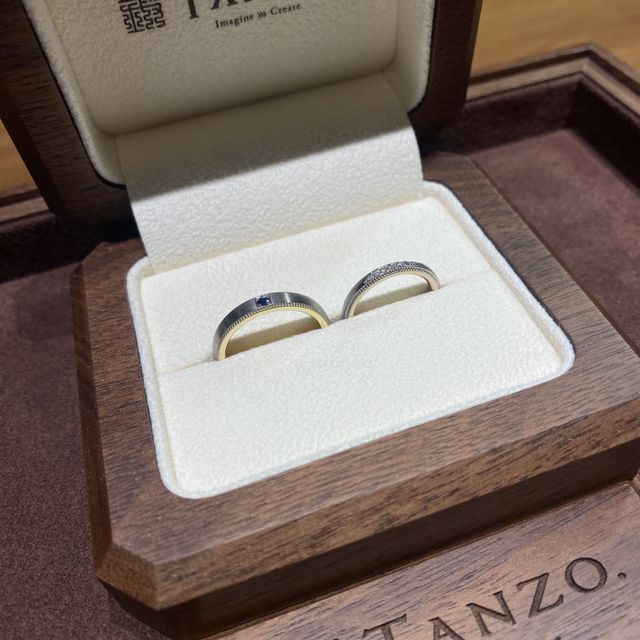 【TANZO.(鍛造指輪)の口コミ】 ミル打ち加工を入れたかったのと、シャンパンゴールドとホワイトゴールド…