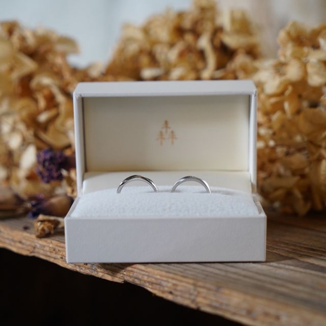 【THREE TREES(スリーツリーズ)の口コミ】 デザイン、素材、彫刻など全部自分たちで決められたところ。オーナーさん…