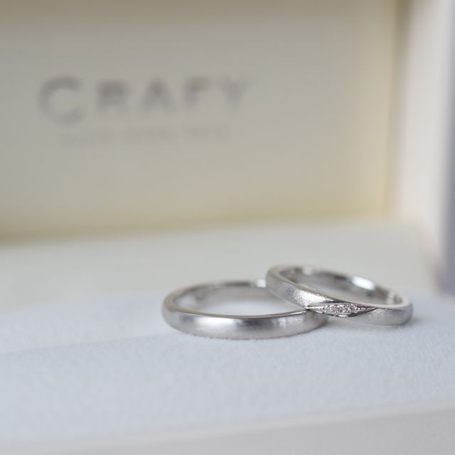 【CRAFY(クラフィ)の口コミ】 【指輪のデザイン・テイスト・素材について】
オーダー作成なので自分の好…