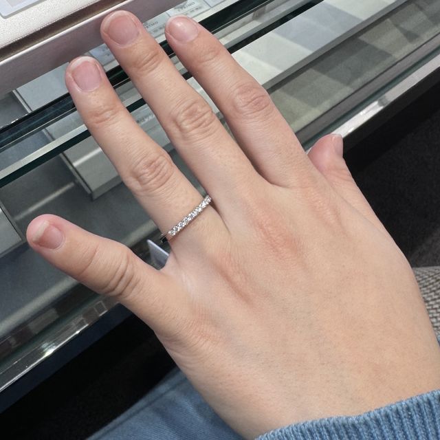 【アイプリモ(I-PRIMO)の口コミ】 手の診断を行い、似合う指輪の形を提案していただきました。その中で何本…