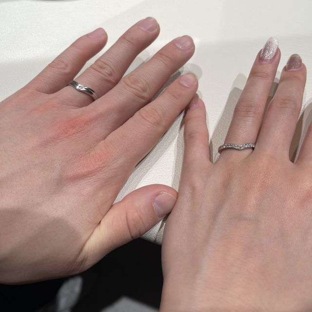 【アイプリモ(I-PRIMO)の口コミ】 ミル打ちのデザイン可愛く，一目惚れしました。
はじめは、シンプルなもの…