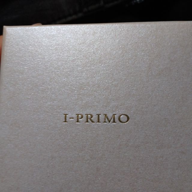 【アイプリモ(I-PRIMO)の口コミ】 指輪言葉もロマンチックで、婚約指輪にはピッタリで、ダイヤモンドが世界…