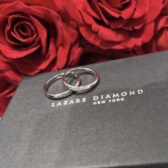 【ラザール ダイヤモンド(LAZARE DIAMOND)の口コミ】 元々形はストレートタイプを、と思っていたのですが、指の水かきが大きめ…