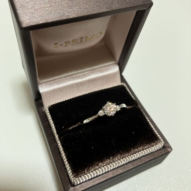 【アイプリモ(I-PRIMO)の口コミ】 細身で着け心地が良くとても気に入っています。
飽きのこないシンプルなデ…