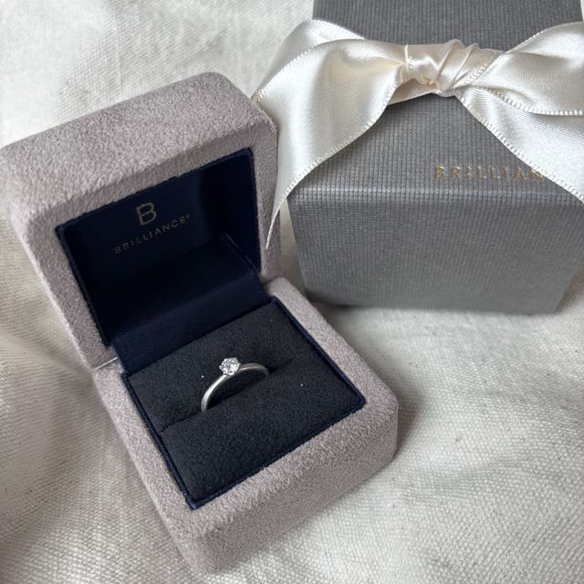【BRILLIANCE+(ブリリアンスプラス)の口コミ】 [ダイヤ] 0.250ct 
[デザイン] アークソリティアリング
せっかくの婚約指…