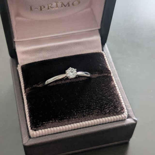 【アイプリモ(I-PRIMO)の口コミ】 ヘリアの指輪は、生涯あなただけを見つめていきたい、咲き誇る大輪の花の…