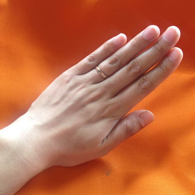 【ケイウノ ブライダル(K.UNO BRIDAL)の口コミ】 シンプルだけど表にマット感がある指輪が欲しくて探し、ケイウノにいきつ…