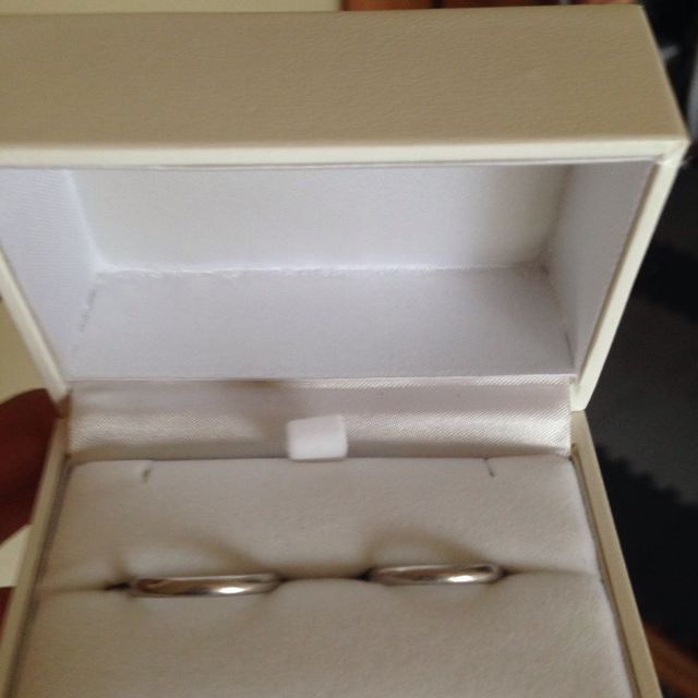 【SUWA(スワ)の口コミ】 予算があまりなく高いブランドの指輪を購入できなかったので値段もお手頃…