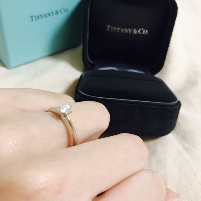 【ティファニー(Tiffany & Co.)の口コミ】 シンプルなデザインが好きだと前々から言っていたこともあり、一番シンプ…