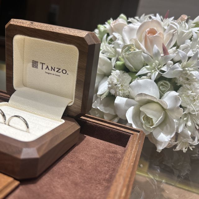 【TANZO.(鍛造指輪)の口コミ】 シンプルなデザインでどんな装いにもつけられるデザインを希望していまし…