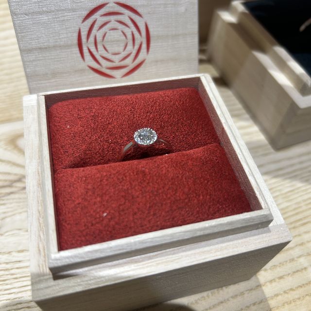 【出雲結(いずもゆい)の口コミ】 デザインが洗練されていて、気に入っています。コンセプトにも共感しまし…