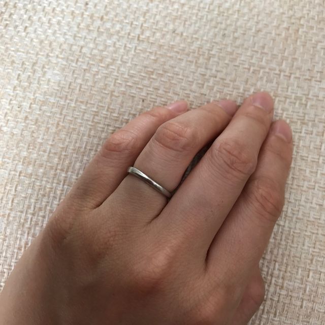 【4℃ BRIDAL(ヨンドシーブライダル)の口コミ】 日常生活で常に身に着けるものなのでそんなに高価格ではなく低価格で傷が…