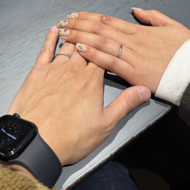 【出雲結(いずもゆい)の口コミ】 一つ一つ職人の手作りという点に惹かれました。
夫婦間で指輪の色味やデザ…