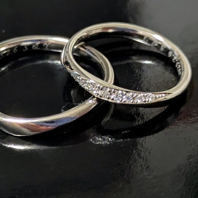 【ラザール ダイヤモンド(LAZARE DIAMOND)の口コミ】 v字デザインはあまり&hellip;と思っていましたが指馴染みが良く、着けてみ…