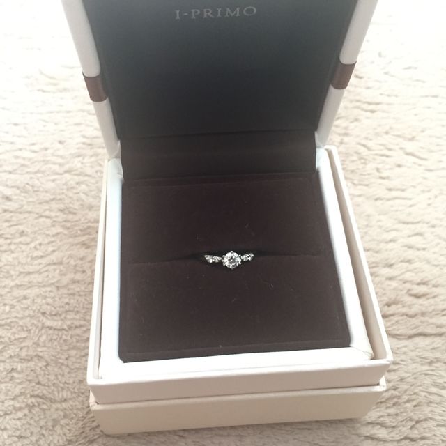 【アイプリモ(I-PRIMO)の口コミ】 決め手となったのはデザインです。デザインの種類も多いので気になったも…