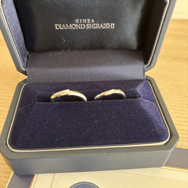 【銀座ダイヤモンドシライシの口コミ】 上から見た時のダイヤモンドの輝きがまず何より美しく綺麗で上品さを感じ…