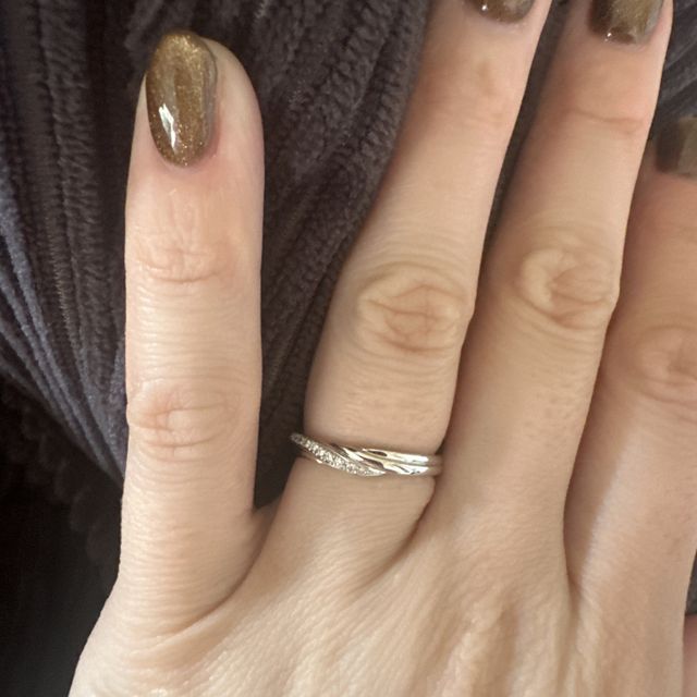 【エクセルコダイヤモンド(EXELCO DIAMOND)の口コミ】 デザインが珍しくおしゃれで個性的なところがよかった、色々他のところで…