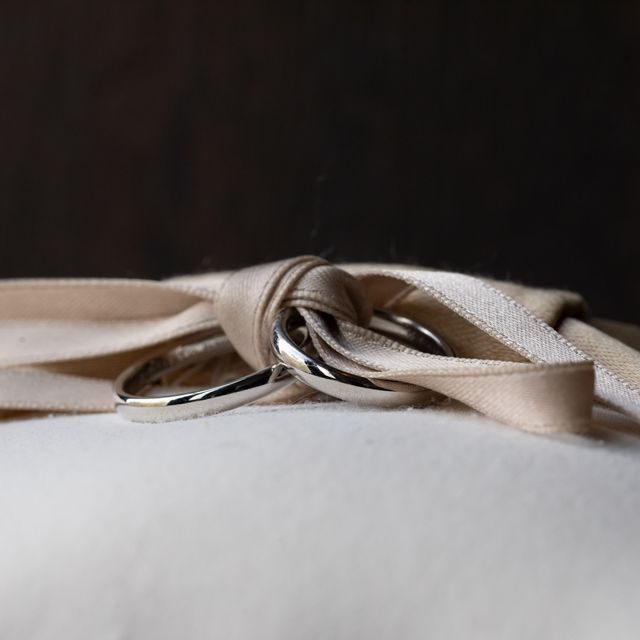 【ティファニー(Tiffany & Co.)の口コミ】 ダイヤモンドがついていない、シンプルなデザインです。色や幅の長さ、ダ…