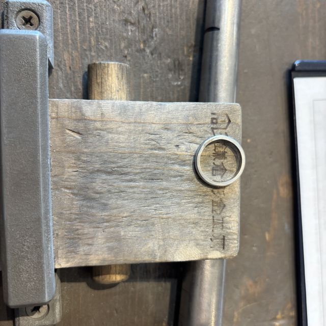 【鎌倉彫金工房の口コミ】 普段使いで価格的には手頃でした。
プラチナで今回は製作しましたが　
ピ…