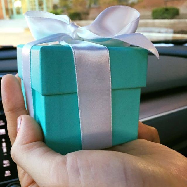 【ティファニー(Tiffany & Co.)の口コミ】 結婚指輪なので、長く着けていても飽きのこないシンプルなデザインの物で…