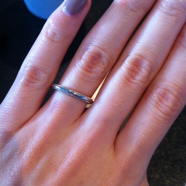【ティファニー(Tiffany & Co.)の口コミ】 結婚指輪なので、長く着けていても飽きのこないシンプルなデザインの物で…
