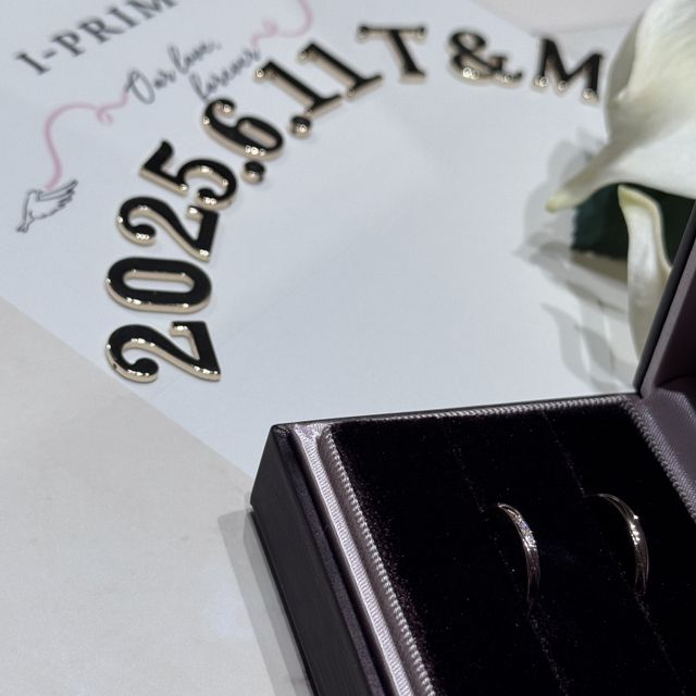 【アイプリモ(I-PRIMO)の口コミ】 素材はゴールドを基調として、肌馴染みのあるピンクゴールドと、ゴージャ…