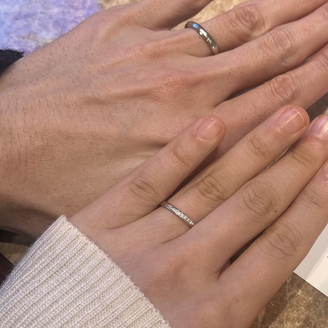 【BONDS(ボンズ)の口コミ】 メンズの方がしっかり太いので、パートナーの指にはしっくりきていて気に…