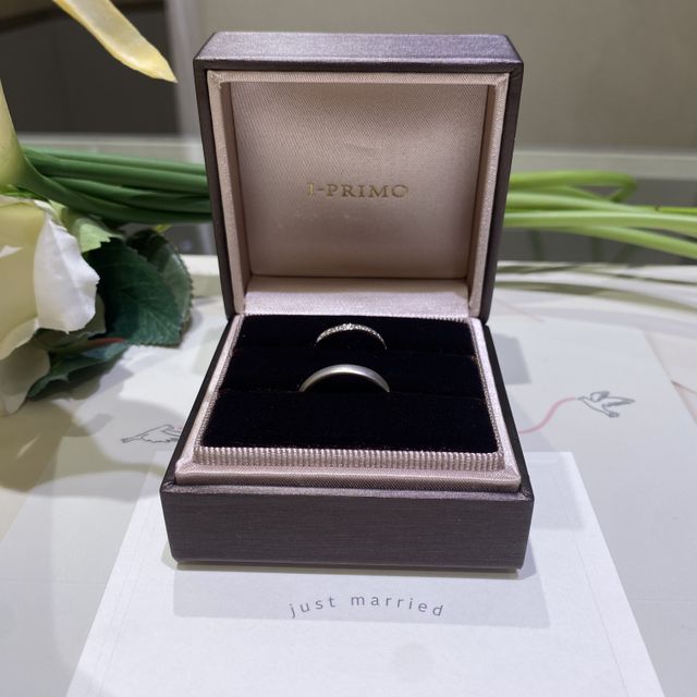 【アイプリモ(I-PRIMO)の口コミ】 マット部分とプラチナ部分の両面が楽しめるところがおすすめです。ゴツゴ…