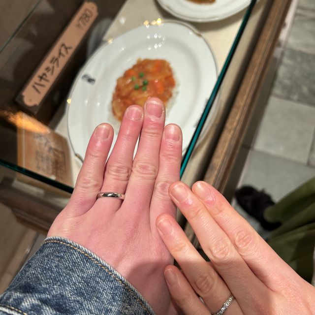 【GALA JEWELRY(ガラジュエリー)の口コミ】 結婚指輪なので、長くつけるものとしてシンプルなデザインを求めていまし…