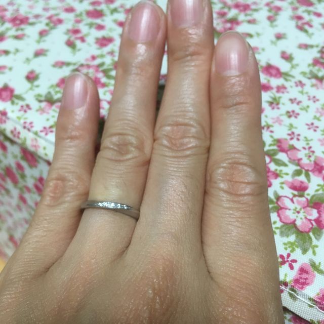 【4℃ BRIDAL(ヨンドシーブライダル)の口コミ】 最初は、「どんなデザインがいいなかな？」と、イメージが全くなかったの…