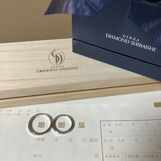 【銀座ダイヤモンドシライシの口コミ】 他で2店舗ほど探しましたが、SNSでたまたま見つけた指輪に一目惚れして購…
