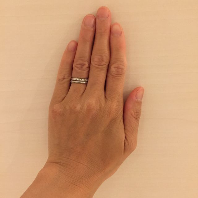【ティファニー(Tiffany & Co.)の口コミ】 結婚指輪はおばあちゃんになってもずっとしていたかったので、シンプルな…