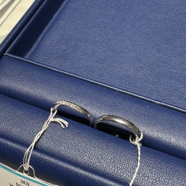 【銀座ダイヤモンドシライシの口コミ】 2人別の種類にしましたがとちらも意味がしっかりとあってロマンチックだな…