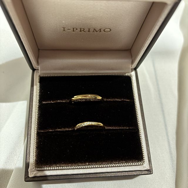 【アイプリモ(I-PRIMO)の口コミ】 15石のダイヤがキラキラとしていて、試着時から見惚れてしまうほど可愛か…