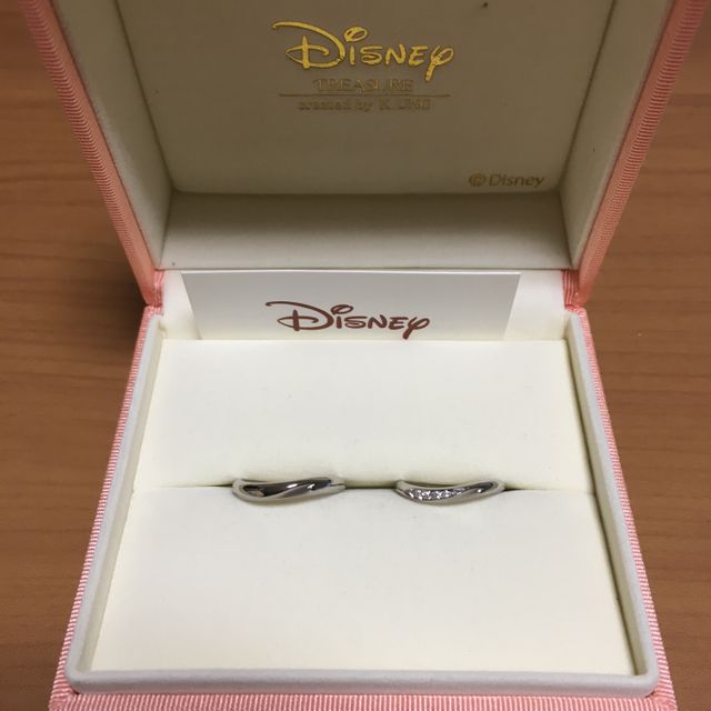 【ケイウノ ブライダル(K.UNO BRIDAL)の口コミ】 本当は、ディズニーのブライダルリングがよかったのですが、男性がつける…