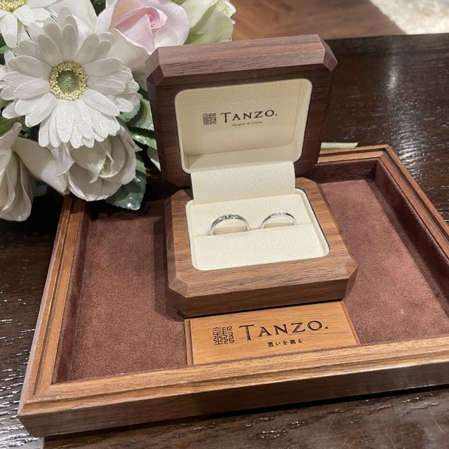 【TANZO.(鍛造指輪)の口コミ】 女性側の指輪がある程度デザインが決まった時点で、それを参考に無理なく…