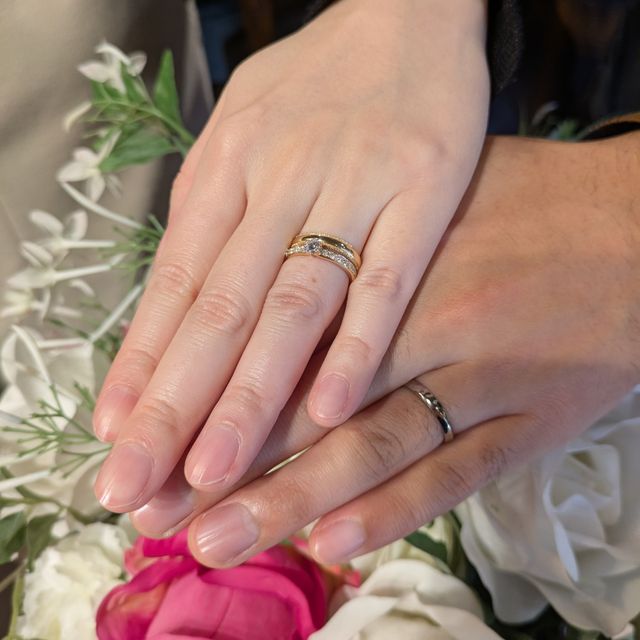 【TANZO.(鍛造指輪)の口コミ】 各々好きなデザインを盛り込み、毎日身に付けられるような
とても愛着の湧…