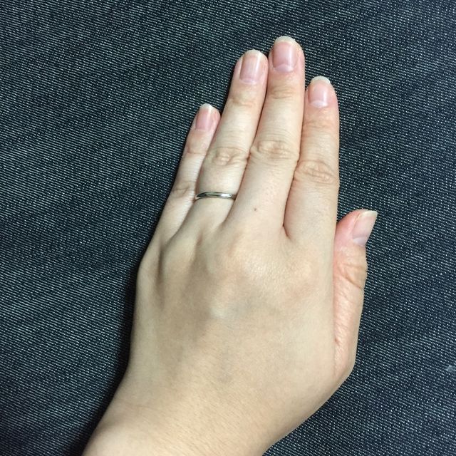 【銀座ダイヤモンドシライシの口コミ】 ダイヤがついているものは家事をしたら気になりそうだったのでシンプルで…