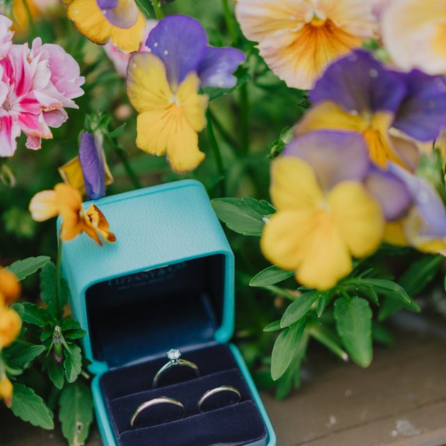 【ティファニー(Tiffany & Co.)の口コミ】 デザインは夫婦共々シンプルなタイプを選びました。その理由はどんな場面…