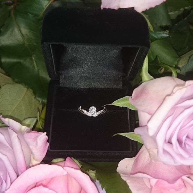 【日本ダイヤモンド貿易の口コミ】 まずは、接客に付いてくれた方が一番の決め手になったかと思います。
私達…