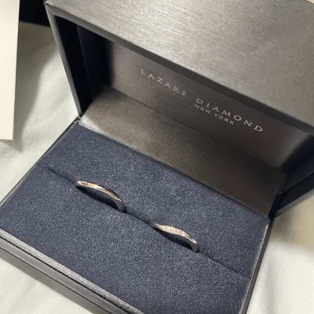 【ラザール ダイヤモンド(LAZARE DIAMOND)の口コミ】 シンプルでありながら、ダイヤモンドの上品さがとても素敵でした。普段使…