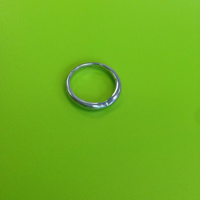 【ティファニー(Tiffany & Co.)の口コミ】 婚約指輪を同じハーモニーのものにしたので、重ね付けしたときにぴったり…