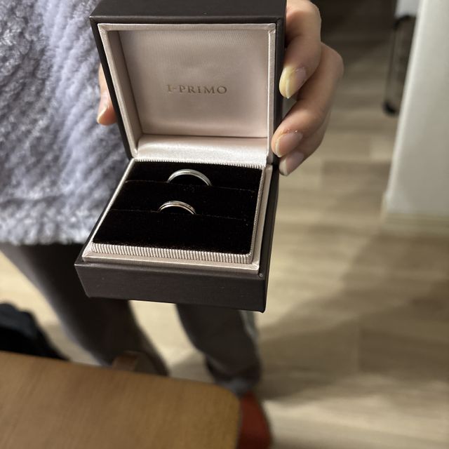 【アイプリモ(I-PRIMO)の口コミ】 指輪のデザイン、価格ともに大満足です
結婚指輪や婚約指輪は長く使うもの…