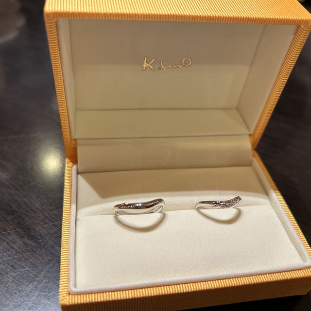 【ケイウノ ブライダル(K.UNO BRIDAL)の口コミ】 2人の思い出を指輪にデザインすることができる点がおすすめです。オンリー…