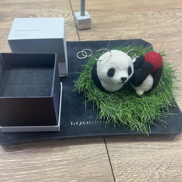 【CERNÉ＆MINUÉ by BIJOUPIKO(セルネとミヌエ バイ ビジュピコ)の口コミ】 素材の種類や色味の多さと思った以上に色々なオプションがあり、店員さん…