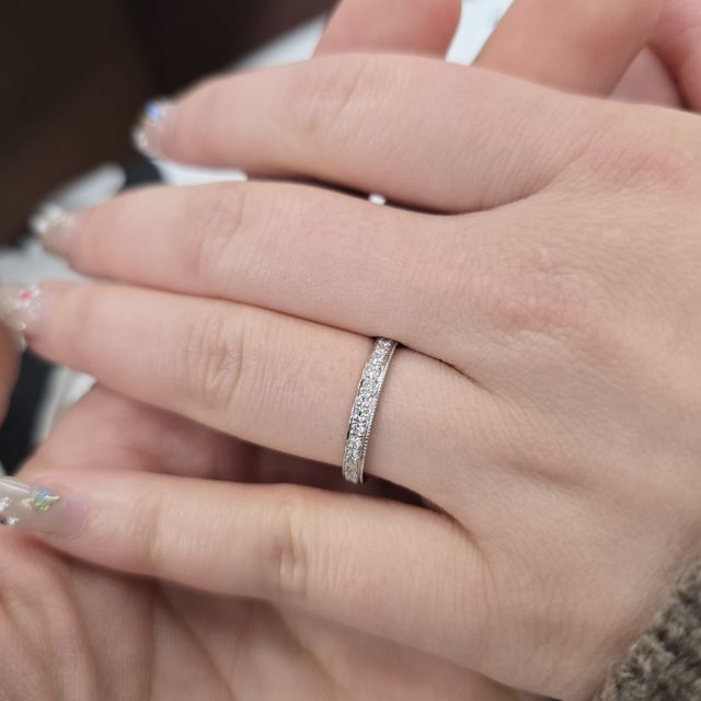 【TANZO.(鍛造指輪)の口コミ】 デザイン、テイストについて
とにかく頑丈で長く使えそうな点が気に入りま…