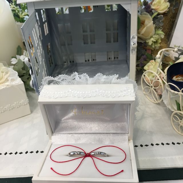 【Hamri(ハムリ)の口コミ】 ブランドにこだわりなく、自分たちがこういう指輪が欲しいという願いを叶…