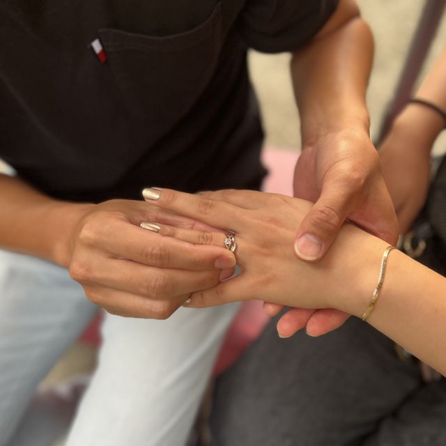 【萬時(Manji)の口コミ】 とにかく付け心地が良くて、指輪の幅や厚みをミリ単位で変えて、こだわっ…