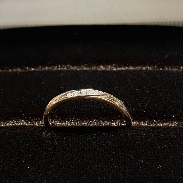 【アイプリモ(I-PRIMO)の口コミ】 ダイヤの数を選べるオプションがあり、本体の色味や自分の肌色に合わせて1…